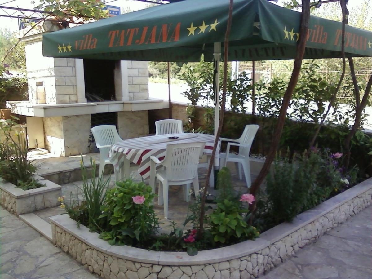 Rooms & Studio Villa Tatjana Supetar Rum bild