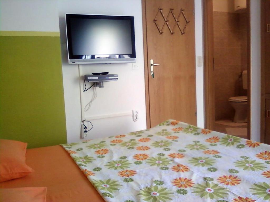 Rooms & Studio Villa Tatjana Supetar Rum bild