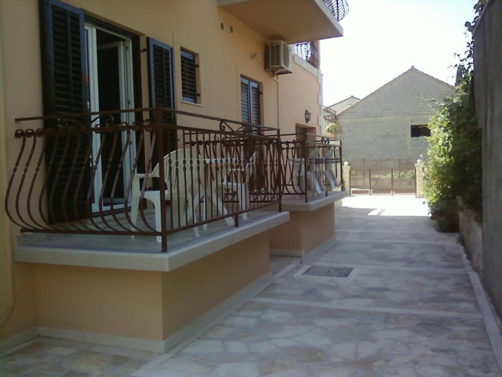 Rooms & Studio Villa Tatjana Supetar Rum bild